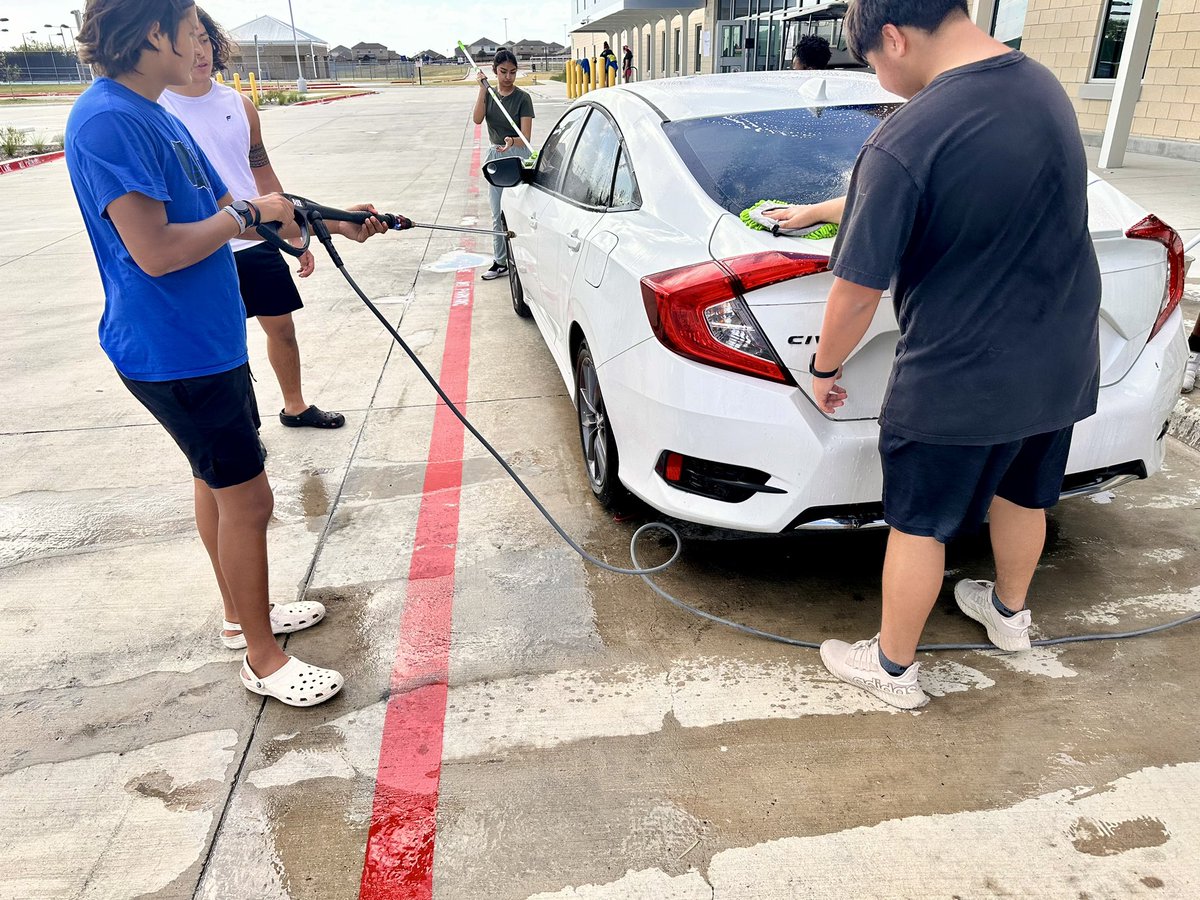 We had another successful car wash. Thank you to all the staff members, parents, and community members that came out to support us today! #NorthSidePride #ForneyFamily #FalconPride #empower #trueNorth #FlyFalconsFly
