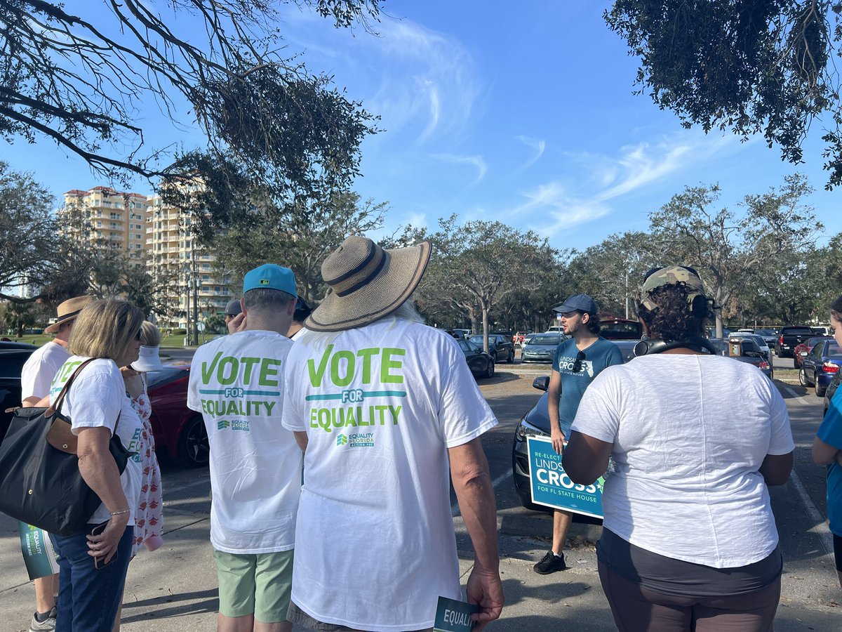 LindsayCrossFL's tweet photo. Thanks Equality Florida for Crosswalking with us today! 
#crossforflhouse #equalityflorida #crosswalking https://t.co/VCFvIg6N96