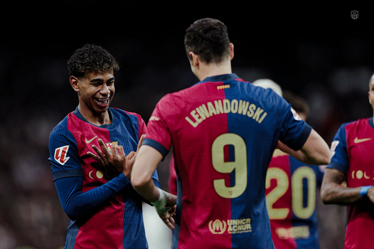 FORCA_Fcb's tweet photo. نهاية المُباراة:

ريال مدريد 0-4 برشلونة 🔴🔵

4️⃣4️⃣4️⃣4️⃣4️⃣4️⃣4️⃣4️⃣4️⃣4️⃣4️⃣ https://t.co/PN2ikvqxfk