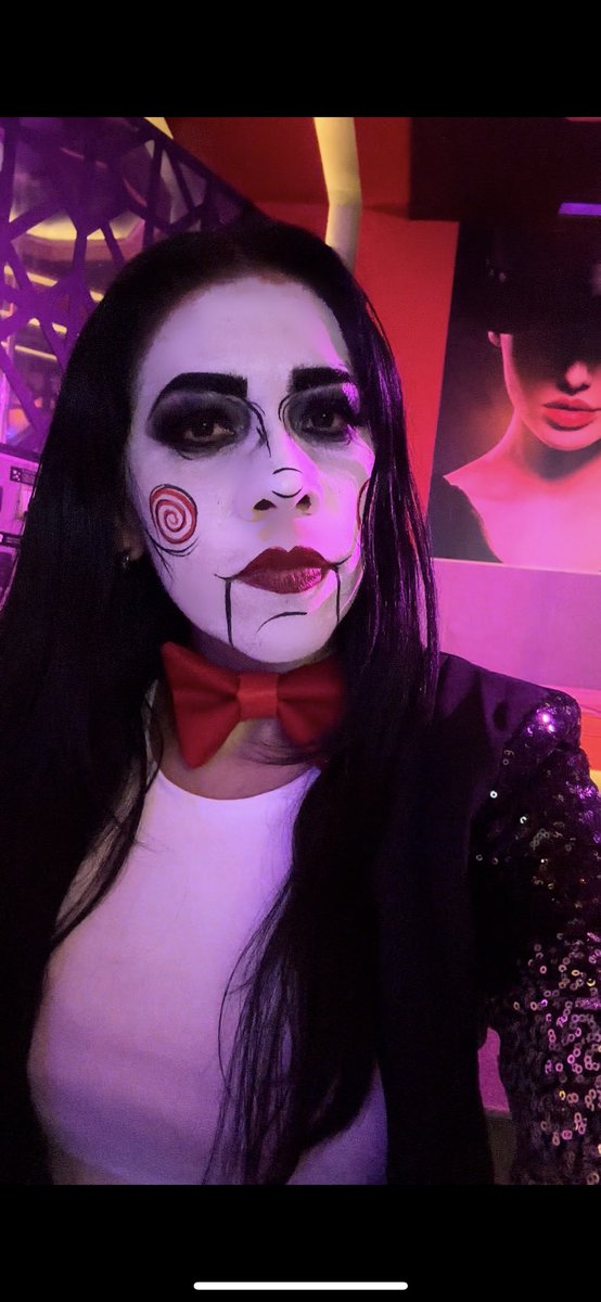arenadira's tweet photo. Este Halloween fuimos SAW 🎃💀👻 https://t.co/YSAzOutDWI