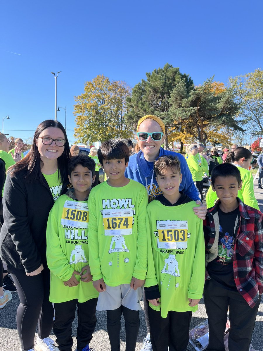 MissFitzReading tweet media