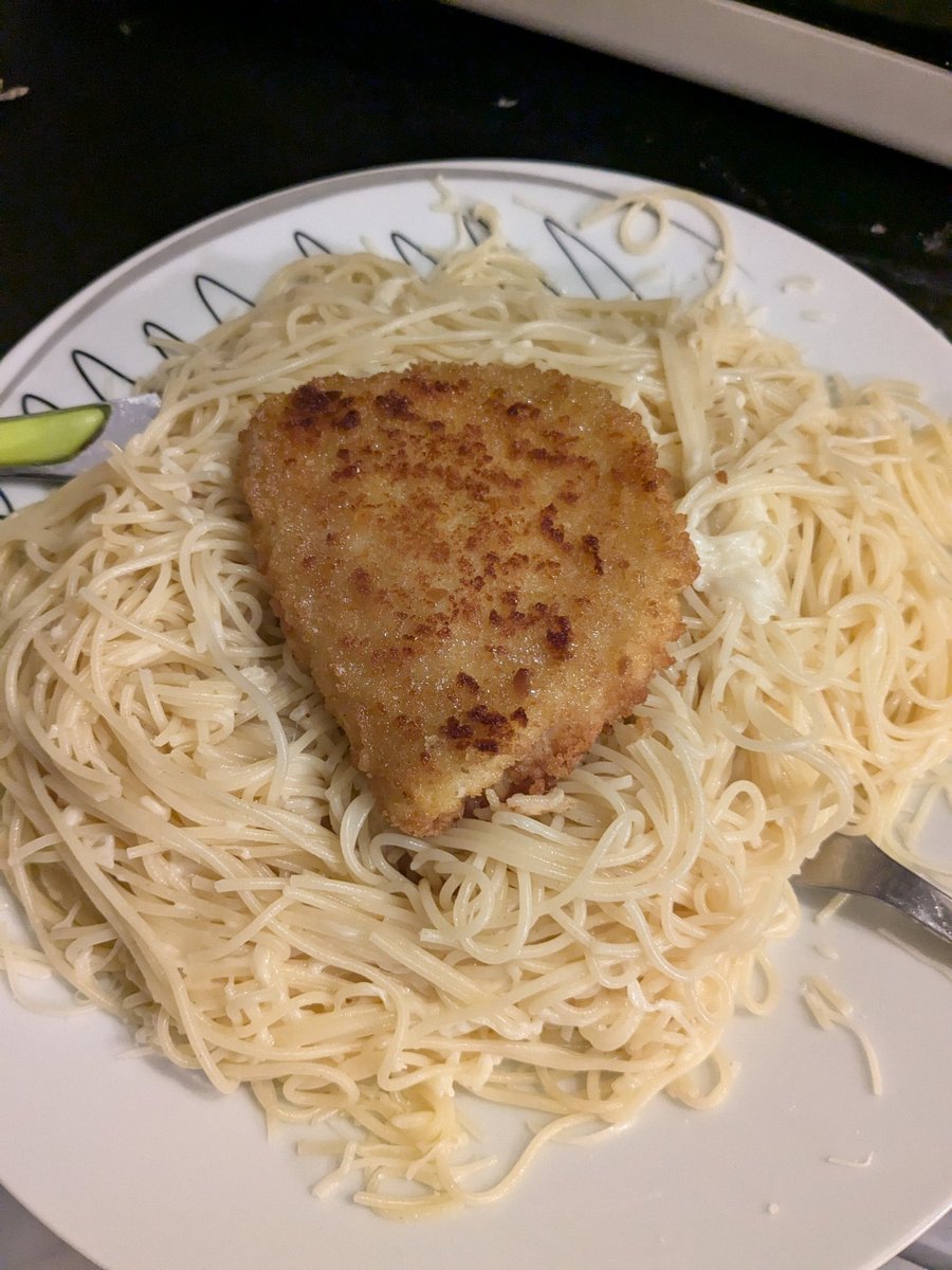 AzuralTeam's tweet photo. Et si on était pas sur terre pour manger des cordons bleus industriels du père dodu... https://t.co/gicIuDiOci
