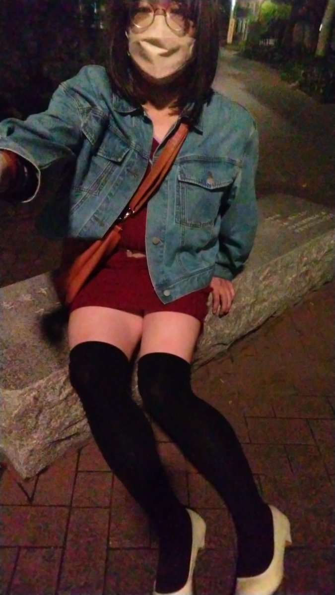 お散歩中の一休み❤️
開いて、閉じて…