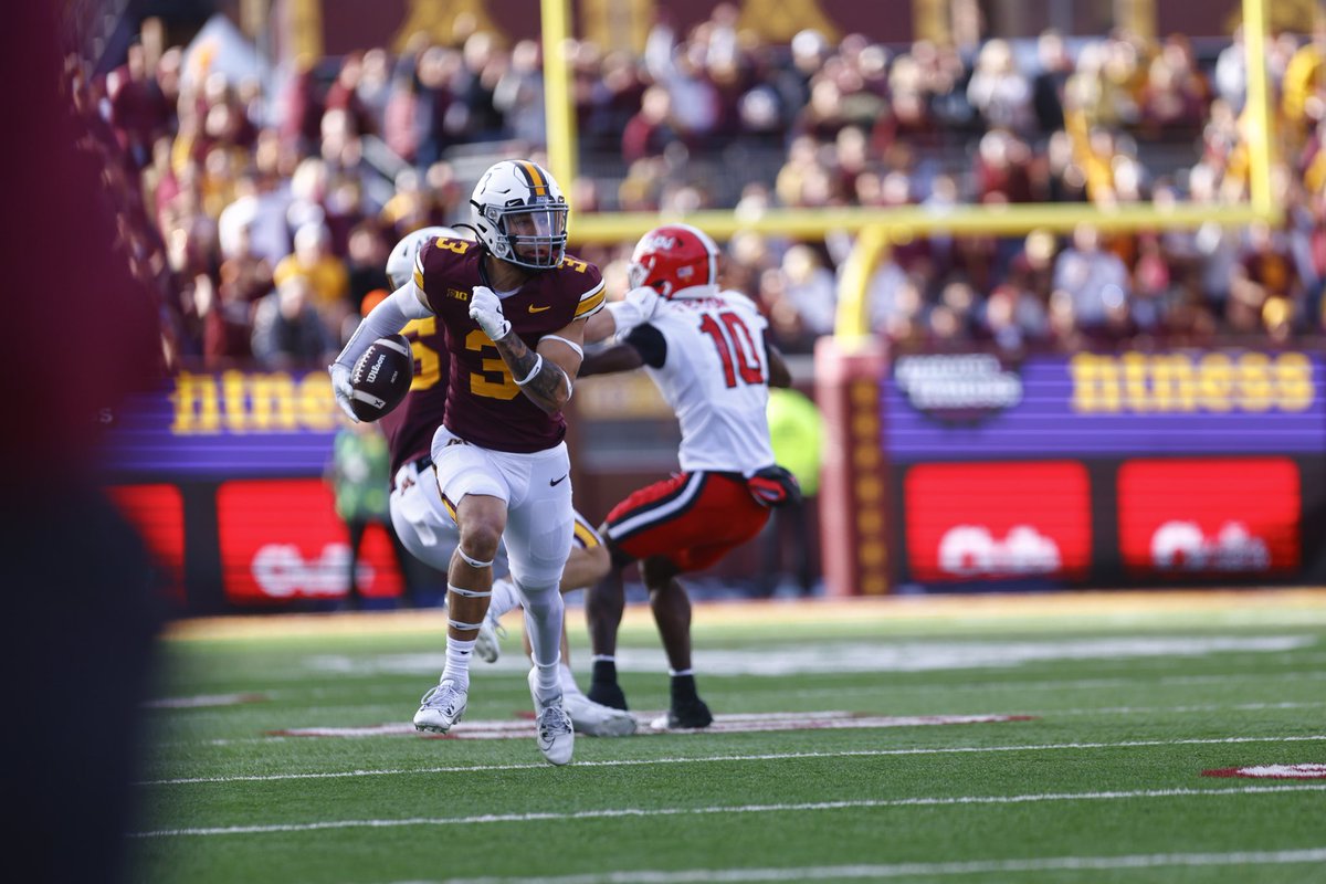 GopherFootball's tweet photo. Koi put ‘em on Spin Cycle 🌀

#RTB #SkiUMah #Gophers https://t.co/nxdwtA3JOw
