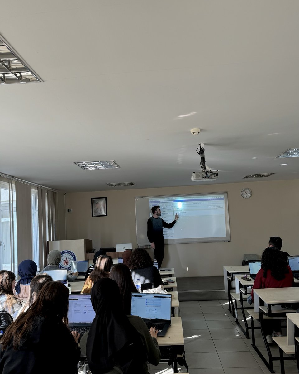 Uludağ YBS Topluluğu tweet media