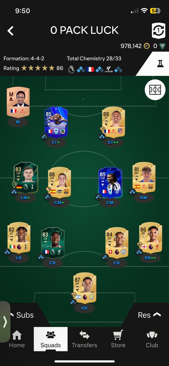 keeza_'s tweet photo. Want to start getting into champs again and playing and streaming!

Anyone able to help me upgrade the team with some suggestions?

Hardly have any fodder but have almost 1mill coins!

#FC25 #Keeza #FUT https://t.co/K6EF2AKuOW