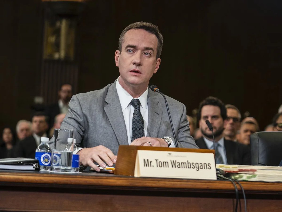 ReaIGregHirsch's tweet image. if you see this man on the street please do not move out of the way for him