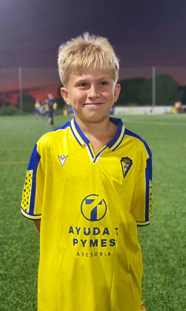 idem22's tweet photo. Te prometo que tu sueño está hecho a tu medida.💛Hugo https://t.co/rZwrKmKnNd