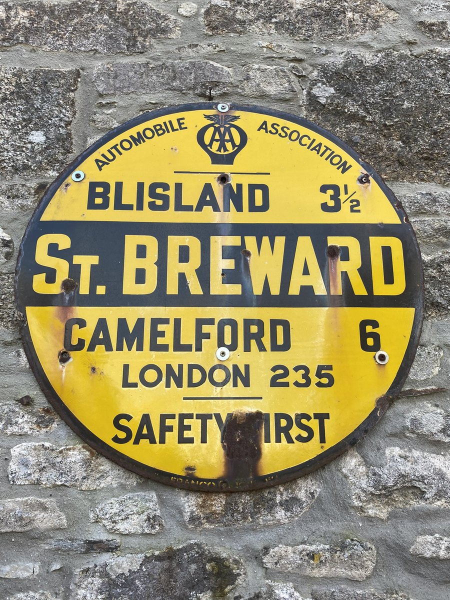 GatePostSign's tweet photo. #SundaySigns https://t.co/8QHaBhf21x