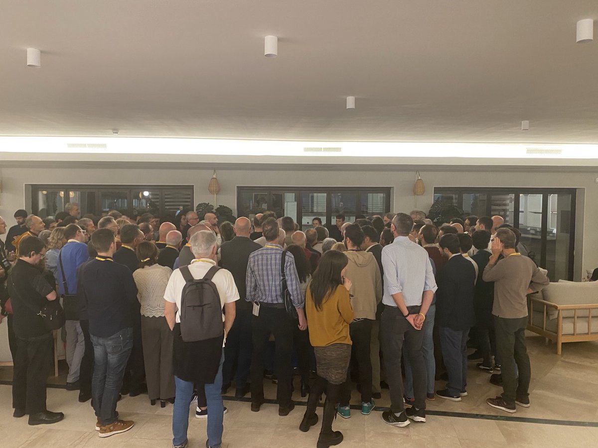 Ludarge's tweet photo. Da #capannello a mucchio selvaggio è un attimo…
#goofy13 https://t.co/AuojCOPown