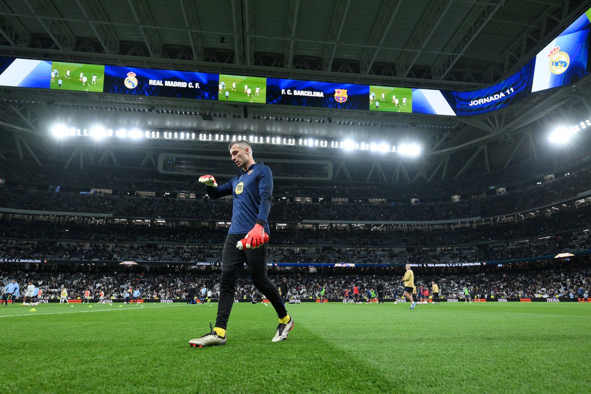 BarcaUniversal's tweet photo. Inaki Pena appreciation tweet. https://t.co/NdPazXHybC