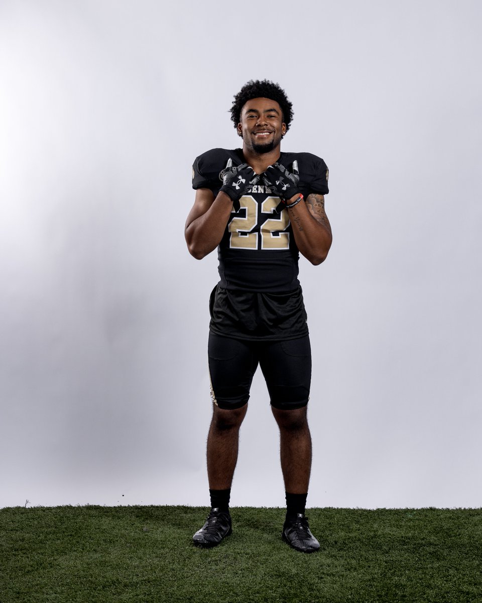 LindenwoodFB's tweet image. 75 yards to the house🏈🔥

Q3| 8:49
Lindenwood - 28
Western Illinois - 24

Second TD for Hall 

#BurnTheWood | #OVCit