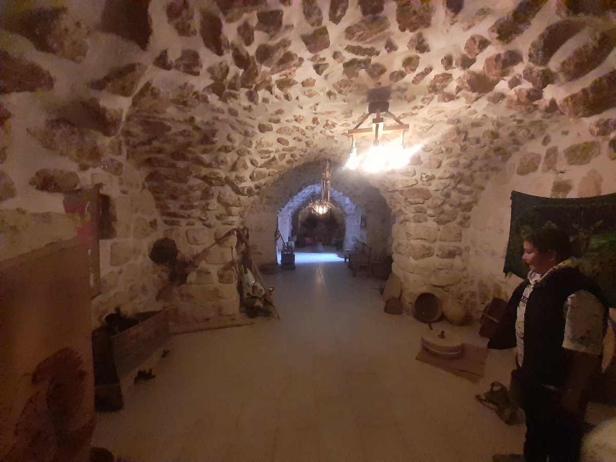 Tarihin yok edemediği medeniyet kokusu hissettiren 
Tarihi yapılar 
#Mardin 
#sivas
#ulucami
#mardinkalesi