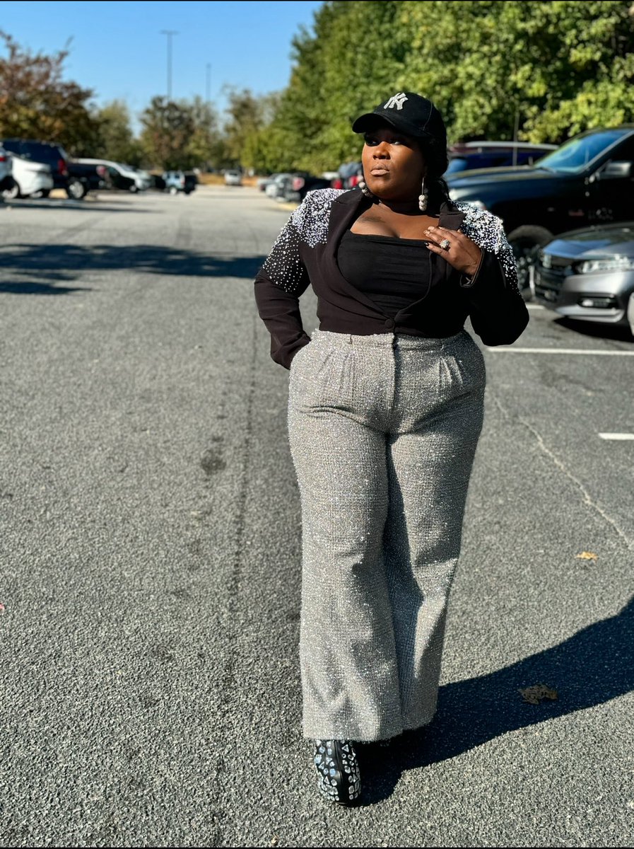 cand1sweets_'s tweet image. When I do it, consider it done💎

#makingmymark 
#fashion 
#designer 
#drippy