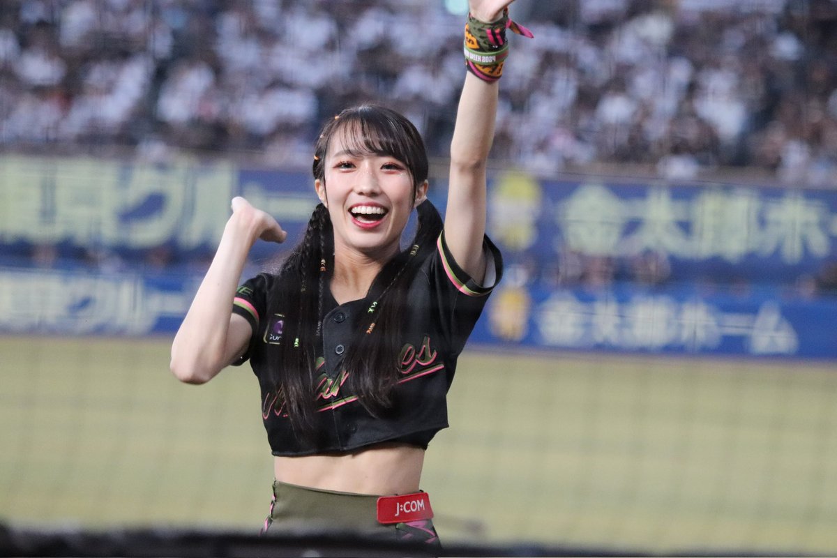 mayumi_yuri's tweet photo. BLACK SUMMER WEEKENDの衣装でダンスパフォーマンスするM☆Splash!!CHIENA😍🌺
#エムスプラッシュ #msplash #CHIENA #智絵奈 #BSW
https://t.co/tXy8ahIMKD https://t.co/P8C4Y20gaF