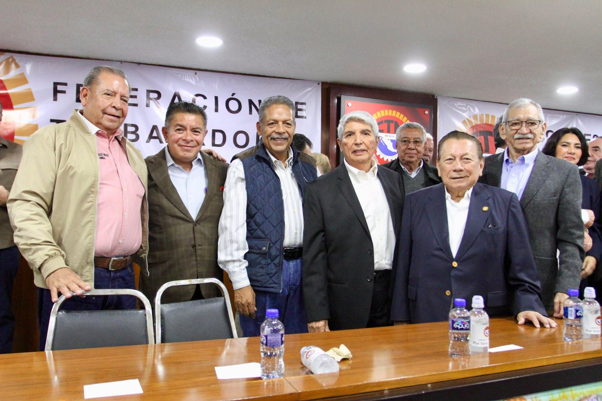 tereso_medina's tweet photo. Asistí al Congreso General Ordinario de la Federación de Trabajadores de Tamaulipas, en la Sala Vicente Lombardo Toledano de nuestra sede central, junto a mis compañeras y compañeros del Comité Nacional de la @CTM_MX. https://t.co/QO17sE1e8T