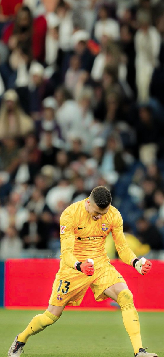 Rveenr's tweet image. ⁴ᵏ Iñaki Peña 🧤❤️💙✨