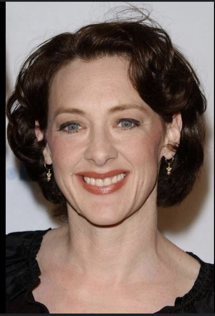 ConEast's tweet photo. @NickBHans Always wanted, always will, Cusack as classic Madame Webb https://t.co/O88SmHOvjw