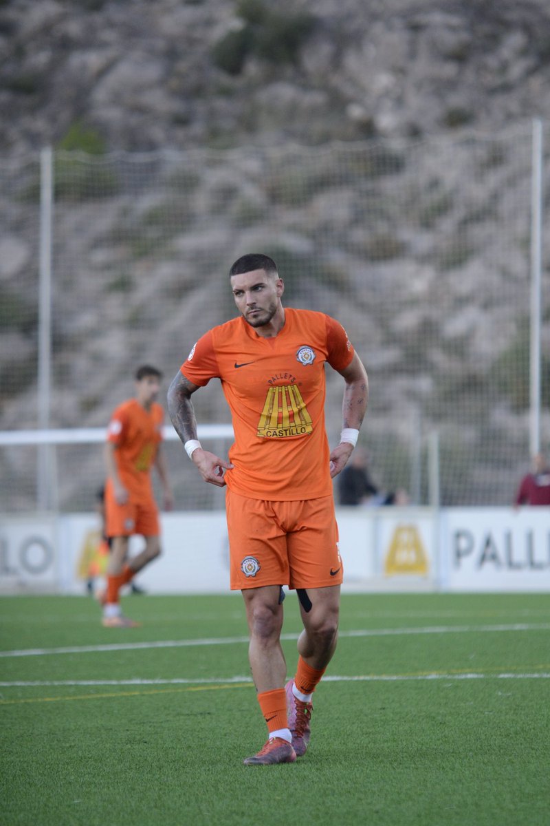 + 3 y + 🎯🎯 🫡