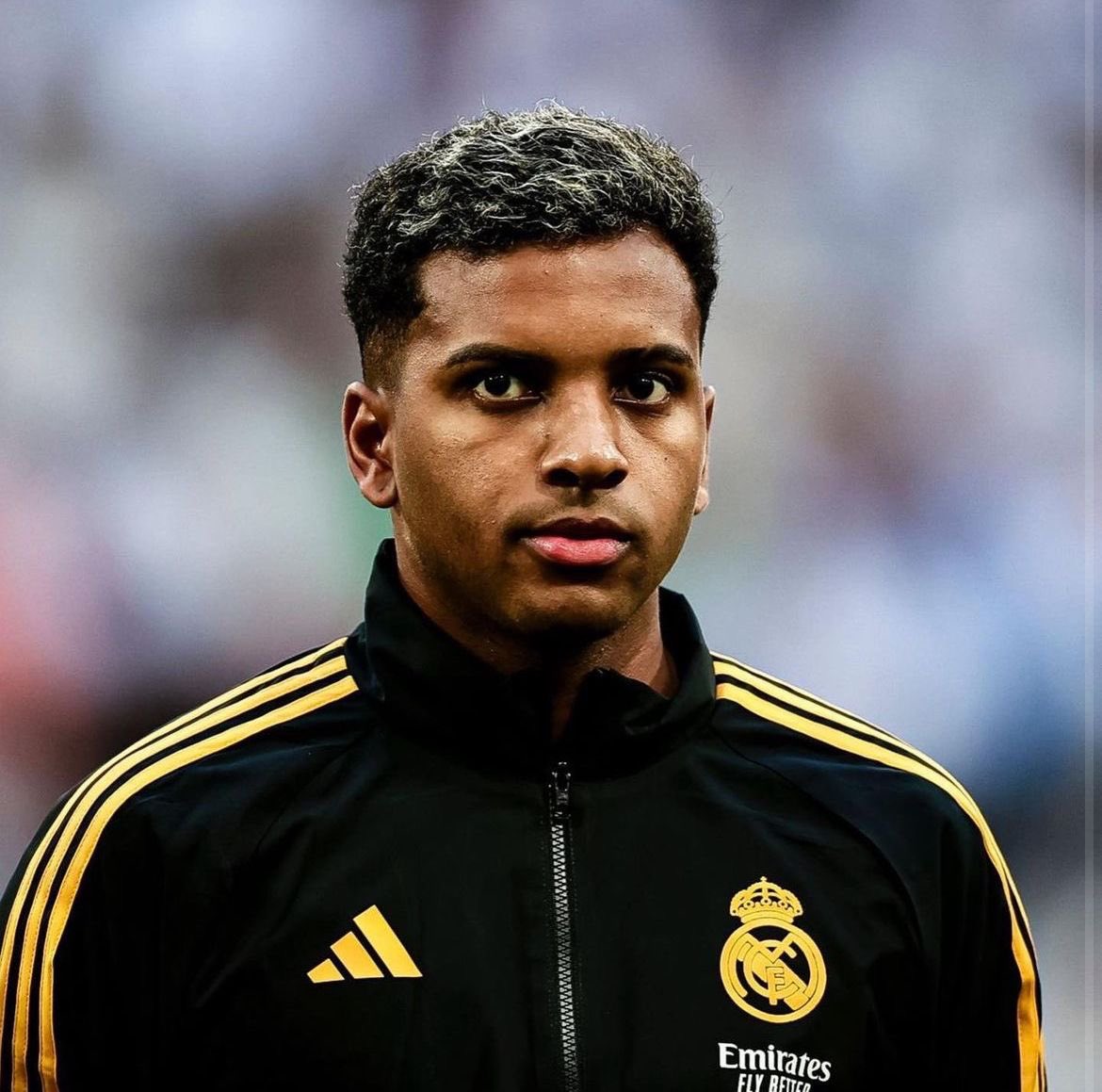 SeydinaOfficial's tweet photo. Kylian Mbappé n’a pas 1/4 du talent de Rodrygo Goes. https://t.co/R4SutfEhC0