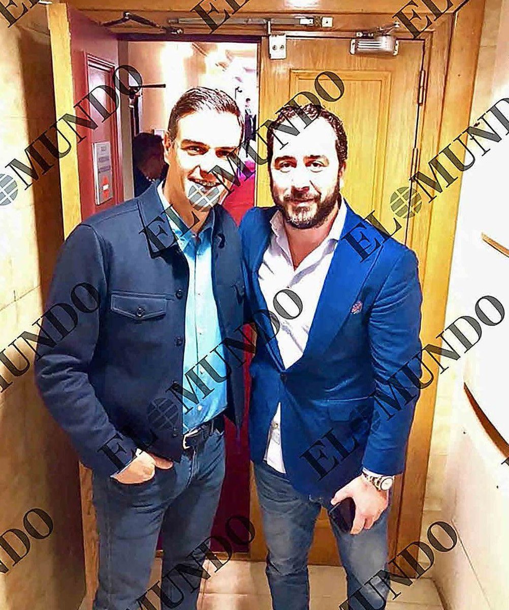 Santi_ABASCAL's tweet photo. . @sanchezcastejon, esta foto os la sacó Koldo García.

Conocías a Aldama,  y mucho, porque eres "el 1".   Con él has montado la mayor trama de corrupción que se ha conocido en Moncloa. 

Dimite,  sinvergüenza. Y ponte a disposición judicial. 

Por ese orden. https://t.co/hndi7Gka3q