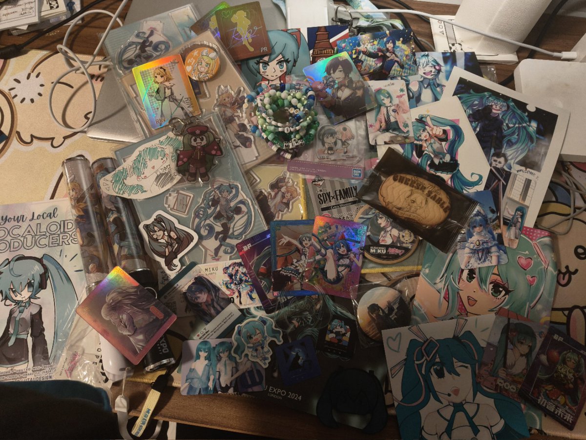JoyyyHan0823's tweet photo. Thank you London!
#MIKUEXPOLONDON https://t.co/cJeC7yjdYf