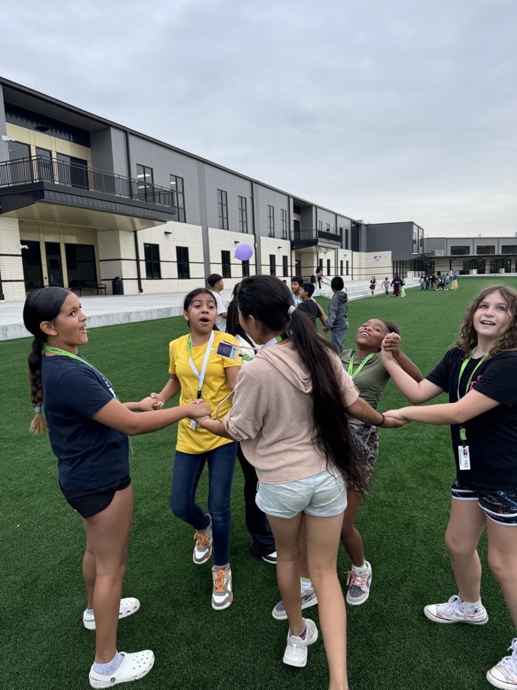 JohnLColbertMS's tweet photo. Team building with the Mamba Nest. #JLCMS #JohnLColbert #JohnLColbertMS #OneFPS #MiddleSchool #FPS #Compassionate #Optimistic #Brave #Responsible #Authentic https://t.co/uvA4qM5dEM