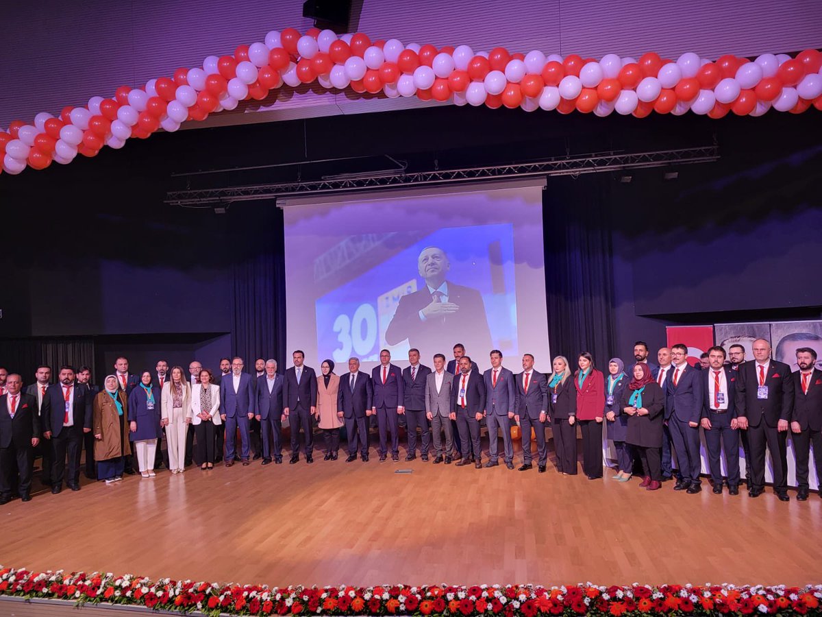 📍 Tekirdağ/Çerkezköy 

8. Olağan İlçe Kongremizi teşkilatımızın yoğun katılımıyla, birlik ve beraberlik içerisinde gerçekleştirdik.  
Kongremizin hayırlı olmasını diliyor, bu kutlu yolda omuz omuza yürüdüğümüz kıymetli dava arkadaşlarıma başarılar diliyorum.