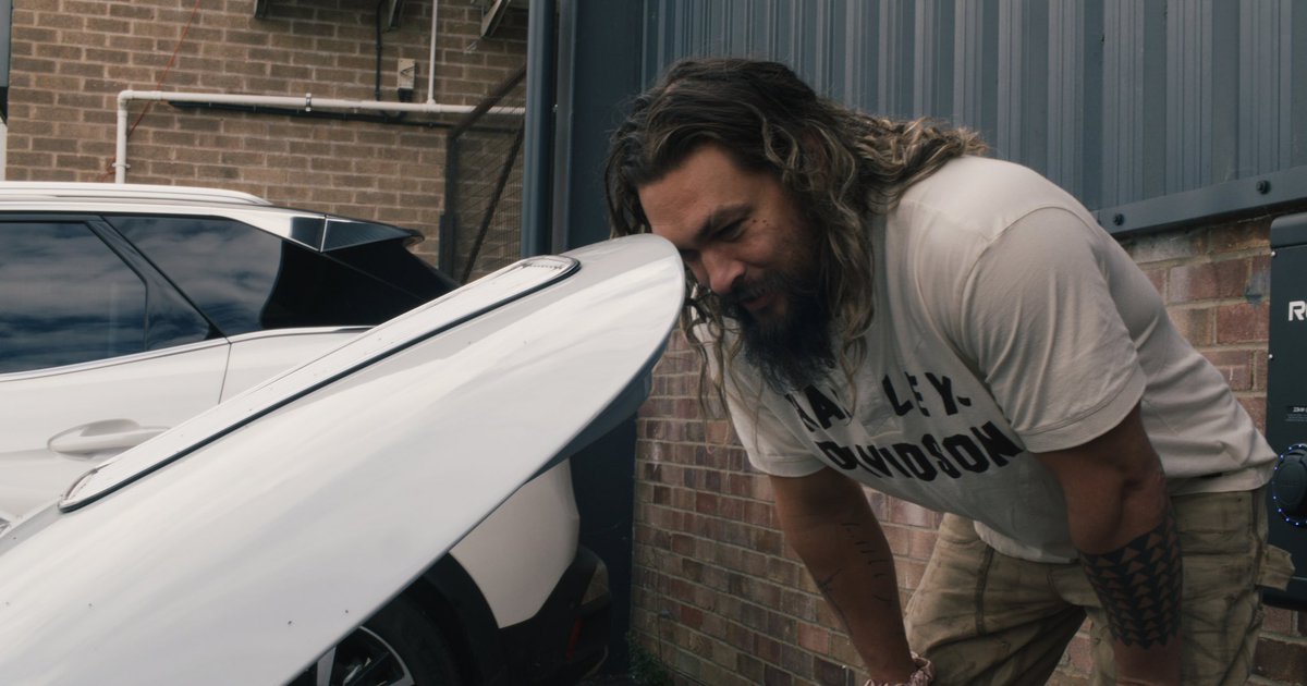 ElectrogenicREV's tweet photo. So excited that our episode of Jason Momoa’s On The Roam series has been nominated for a @green4EMA EMA Award tonight! Wish us luck! ⚡️
 
#OnTheRoam #ElectricRollsRoycePhantom #JasonMomoa https://t.co/QI3fEMFWIJ