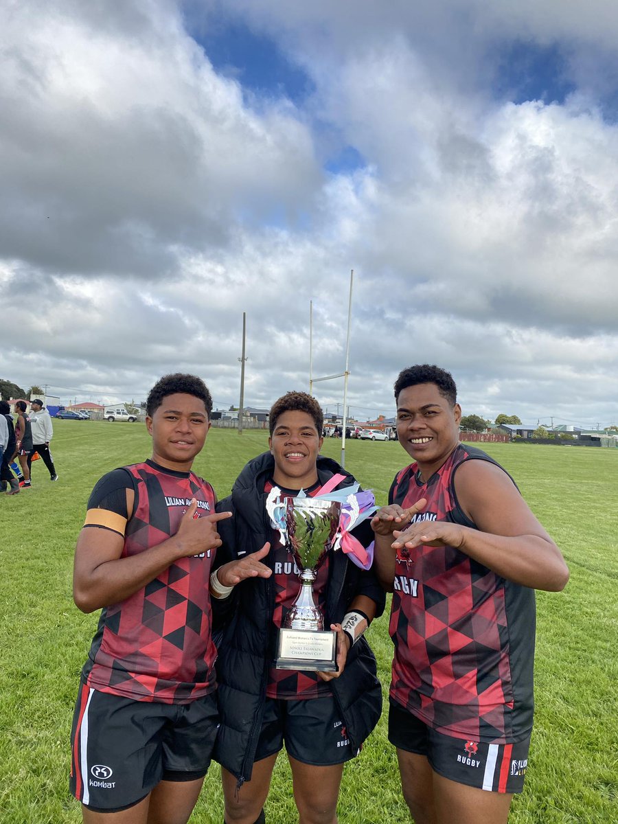 Obilakwe_'s tweet photo. GOD DID , againnnn ! 💯🙏🏼

Weren't able to defend our Darwin's Title this year , toured Nz instead and was crowned Champs at not one but two Tournaments, the Fullsend Sevens Comp and the Tanoatea Duavata Pasifika 7s 🫡😤  #lilianamazons #forGodsglory #breedinglegends https://t.co/ZmsXOqdBod
