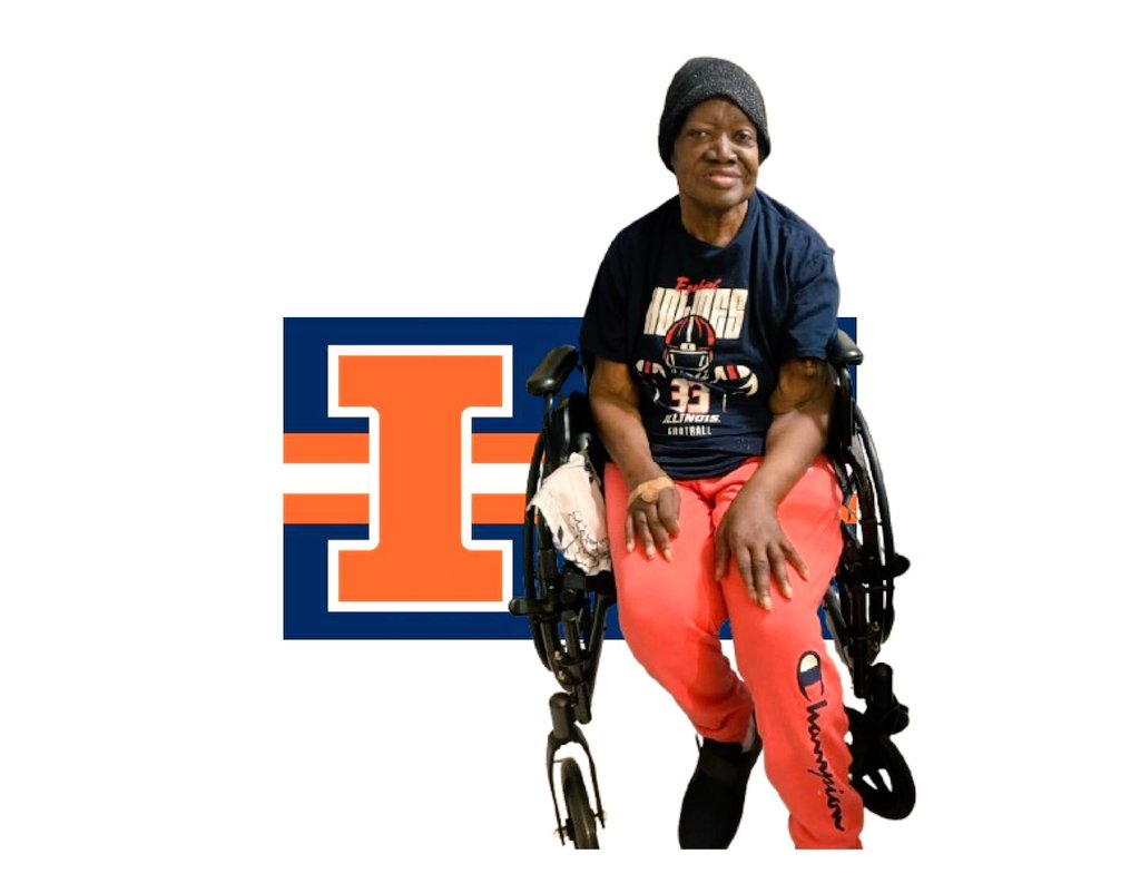 Let's Go. #1 fan here (besides us) <a href="/EzekielHolmes33/">Ezekiel Holmes</a> grandmother representing.  Keep grinding And finish til the end.  Love you grandson. #ILLINI
#cantstopwontstop