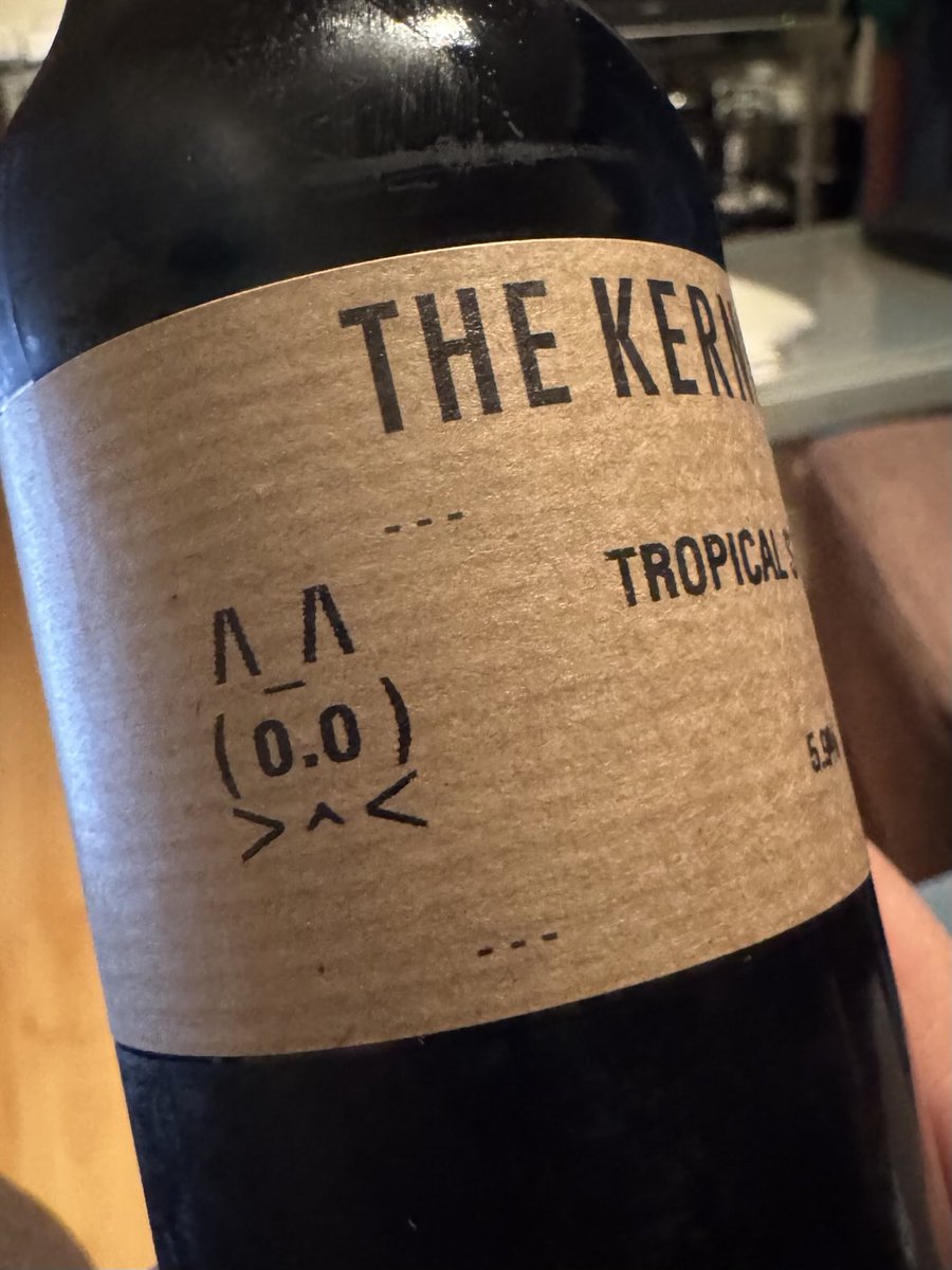 tabamatu's tweet photo. I’m pretty sure there’s only one bottle shop in the world who could convince The Kernel to put their cat (in ASCII form) on a label. Happy 10th birthday ⁦@hopburnsblack⁩ X https://t.co/Sz89OizVNQ