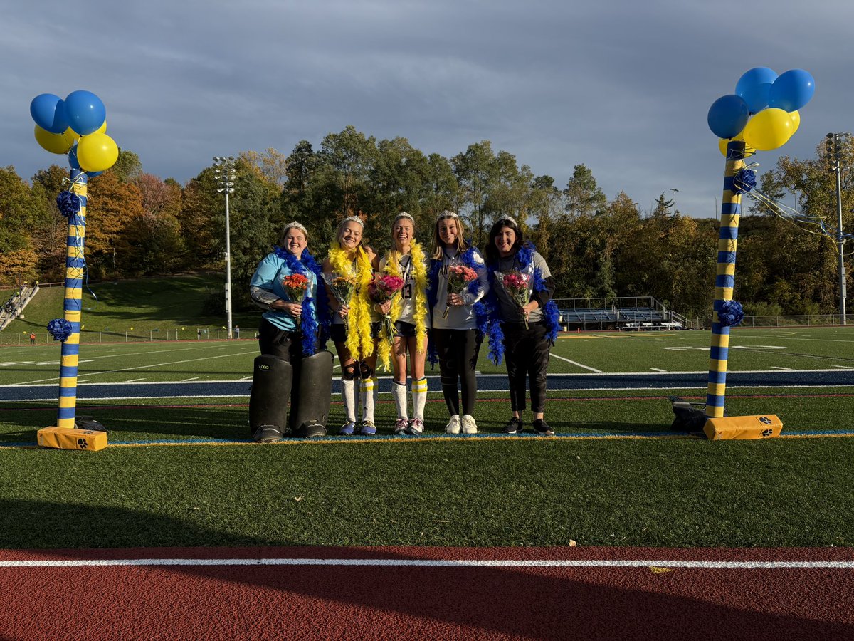panas_fh's tweet photo. The season may have ended but the memories will last a lifetime!! 💙💛🏑 https://t.co/3ULElkigq8