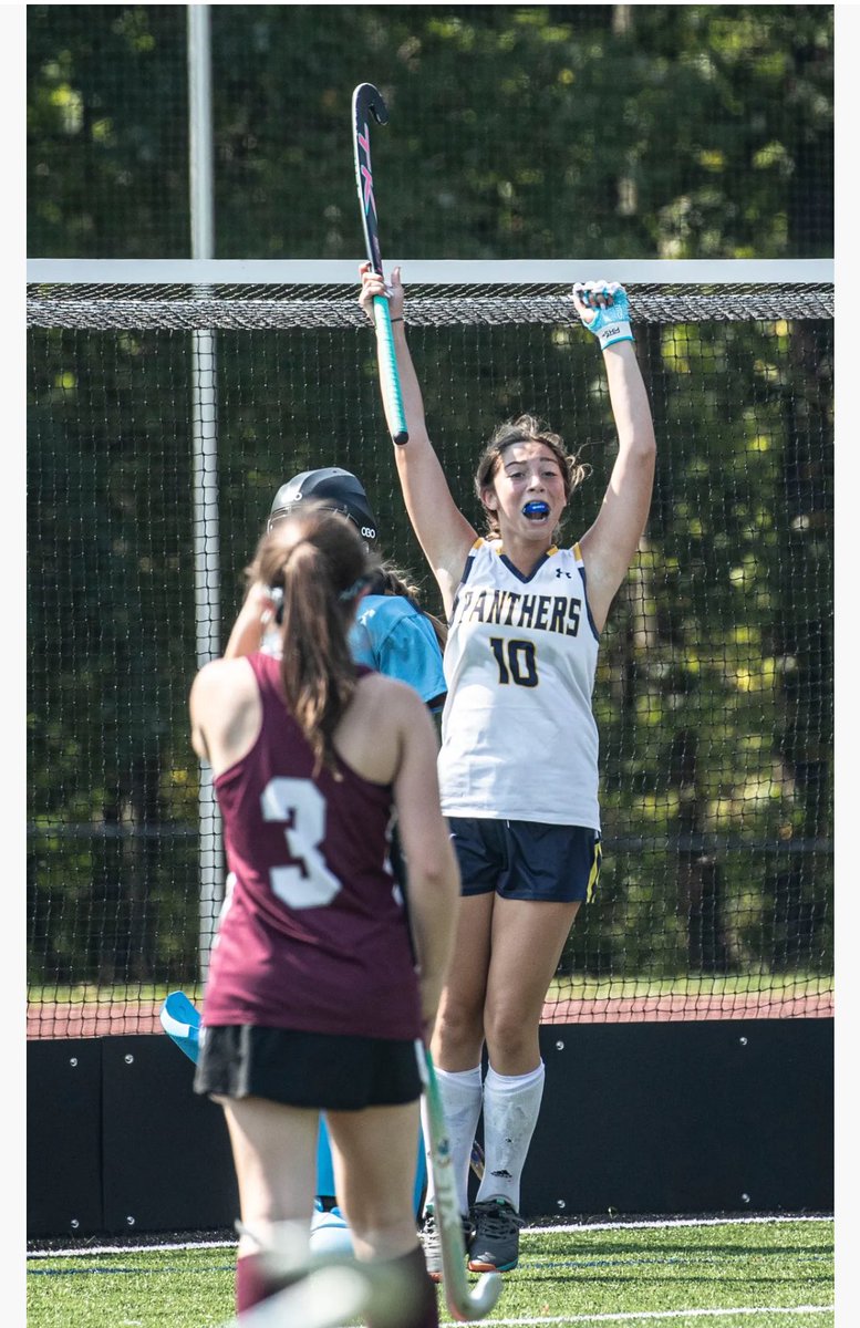 panas_fh's tweet photo. The season may have ended but the memories will last a lifetime!! 💙💛🏑 https://t.co/3ULElkigq8
