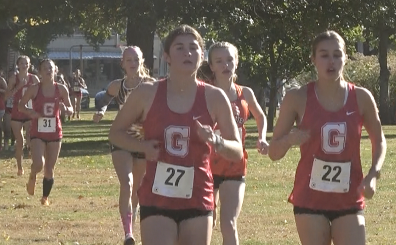 Channel1450com's tweet photo. Zeibert Wins Individual Regional Crown, Glenwood Girls Edge Rockets For Team Title  https://t.co/1CyXNmNFFs https://t.co/me1kAjFGbx