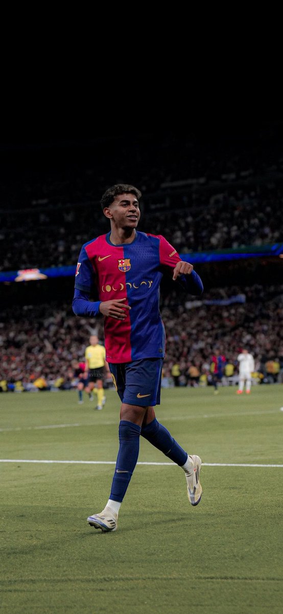 GxlDeSumdinho's tweet photo. Por primera vez en la historia, el ganador al premio Golden Boy será mejor que el ganador al Balon de Oro 🥶 https://t.co/H7xt7C0rzz