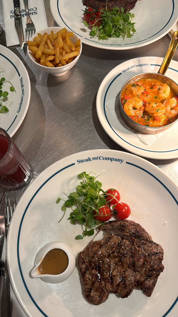 y2tm_'s tweet photo. 📍London, Uk https://t.co/BFgY5a5Ce1
