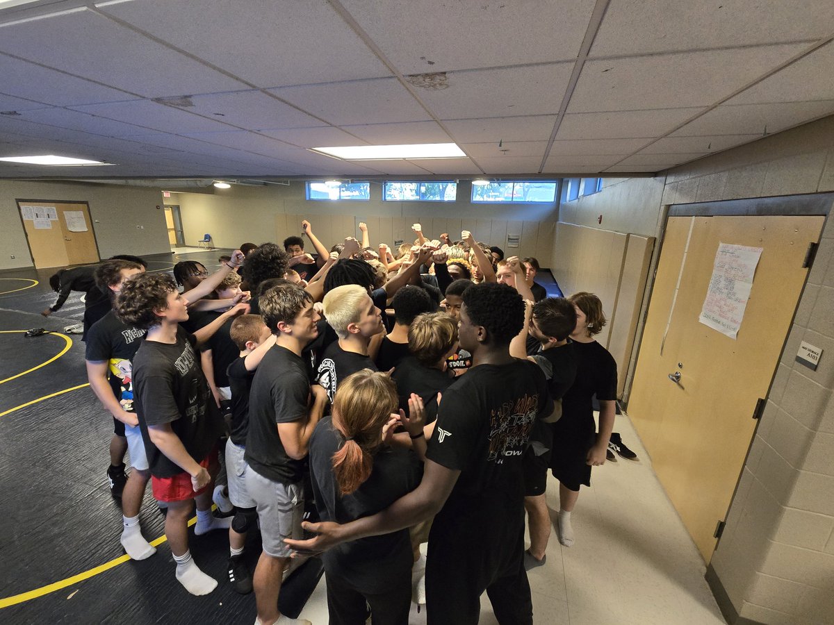 Decatur High School Wrestling tweet media