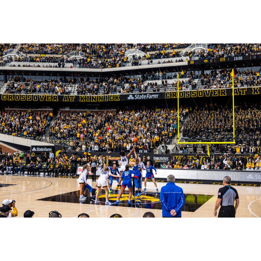 CollegePhotog's tweet photo. Congratulations to our 78th Runner-Up College Photographer of the Year, Grace Smith, from the University of Iowa, who has been named a Finalist in the Portfolio category. #CPOY78 https://t.co/lUyQeWQewl