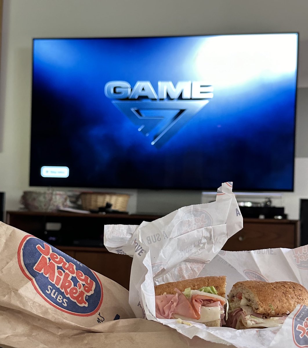 Danny DeVito (@dannydevito) on Twitter photo Warmin’up for World Series game2 with “Jersey Mike’s “
and “Game7” on Amazon Prime.😁 <a href="/jerseymikes/">Jersey Mike's Subs</a> @Game7 Warmin’up for World Series game2 with “Jersey Mike’s “
and “Game7” on Amazon Prime.😁 <a href="/jerseymikes/">Jersey Mike's Subs</a> @Game7