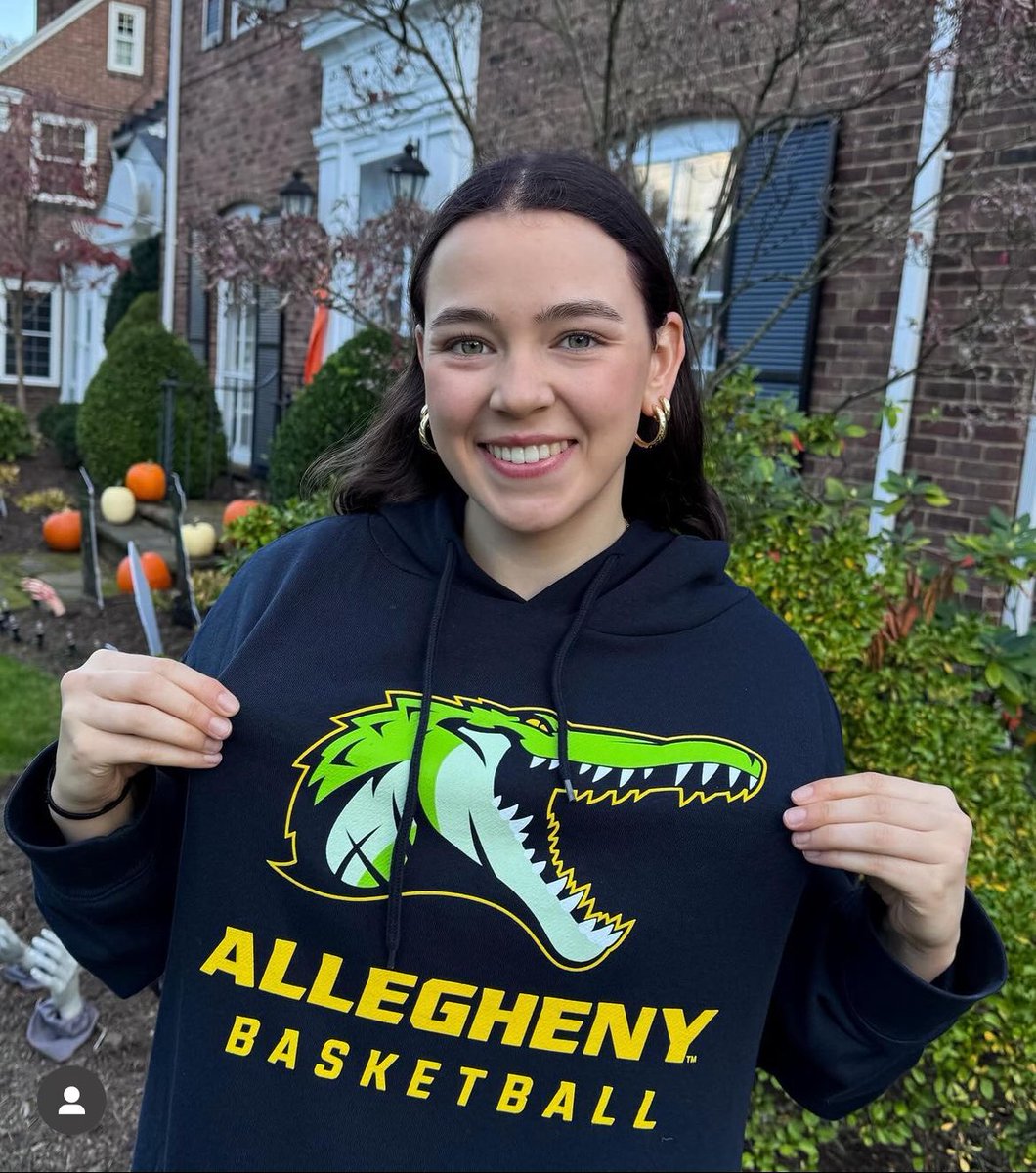 Charpap2025's tweet photo. I am excited to announce my commitment to continue my academic and basketball career at Allegheny! Thank you to my parents and coaches for their love and support. Special thanks to Jordan Beard & Kyle for pushing me to be the best that I can be and helping me achieve my goals. Finally, thank you Coaches Kelly & Christina for giving me this opportunity. Go Gators! @Magshoopsters @SMACBasketball @AlleghenyWBB