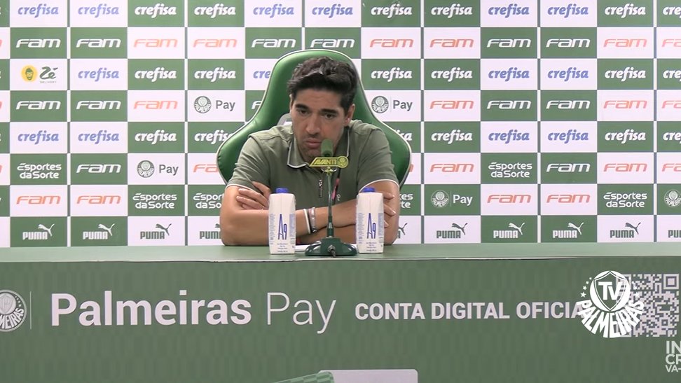 mmurilodias's tweet photo. Abel Ferreira, sobre o setor defensivo do Palmeiras:

- Não tem nada a ver com o sistema defensivo e sim com as decisões dos jogadores. O primeiro gol do adversário é um excelente chute de fora da área então há que se realçar a coragem de chutar. E o segundo gol são circunstâncias que acontecem no jogo. Tem a ver com as decisões que os jogadores tomam.