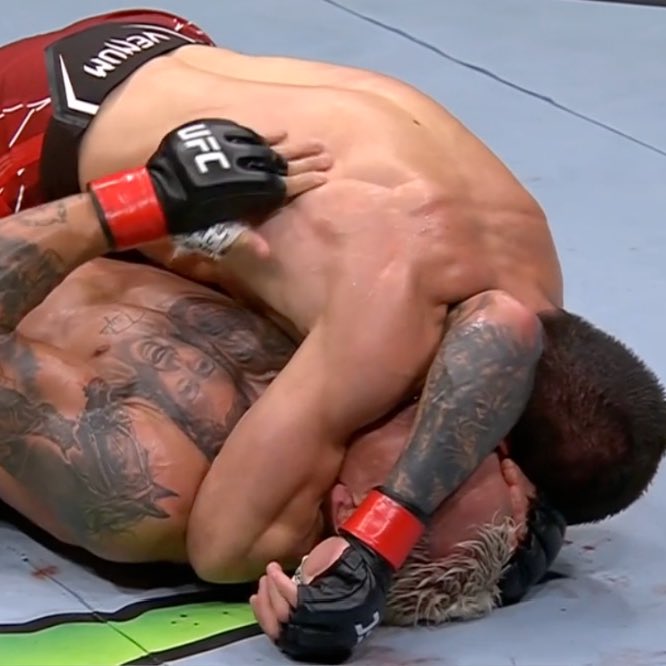 McGregorRousey2's tweet photo. I’m never watching a UFC Abu Dhabi card again https://t.co/1TGMqg3lBD