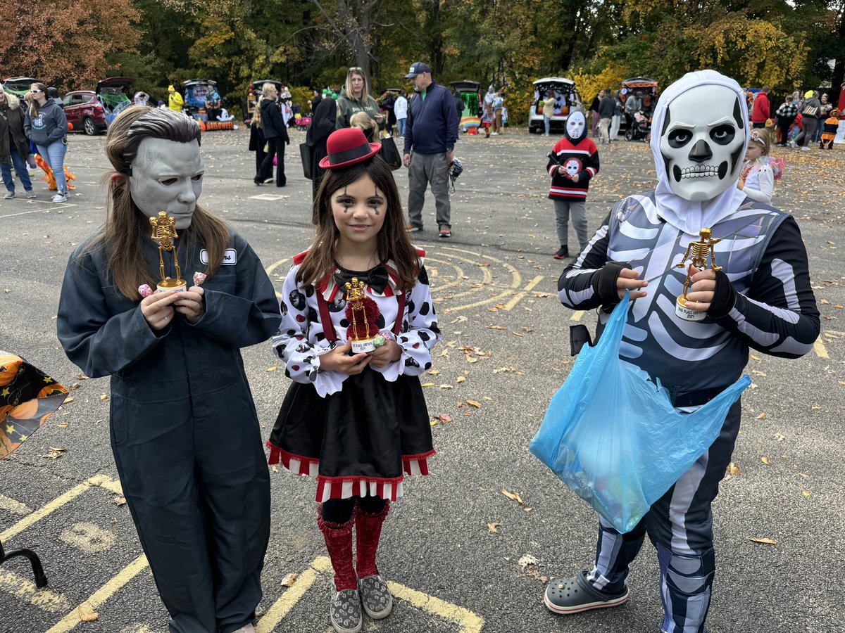 Another great trunk or treat event at Lake! #lakecards #onceacard