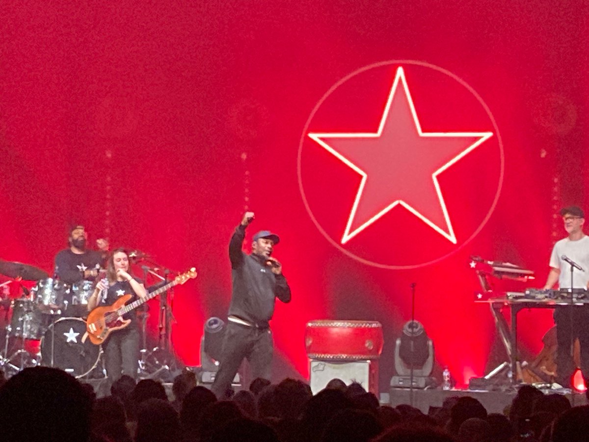 anna_aznaour's tweet photo. MC Solaar at Geneva. See video here 👉https://t.co/5nZByqMxaC

#musique #switzerland #rap #music #event #like #share https://t.co/LUzxGW9xpI