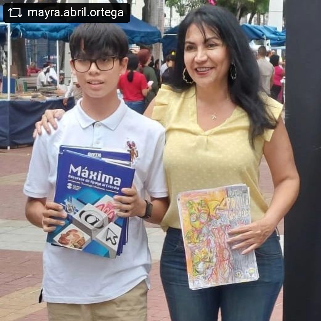 EscueladelComic's tweet photo. #concurso #comics #loscomelibros @albylopezr https://t.co/TPowqEpVBw