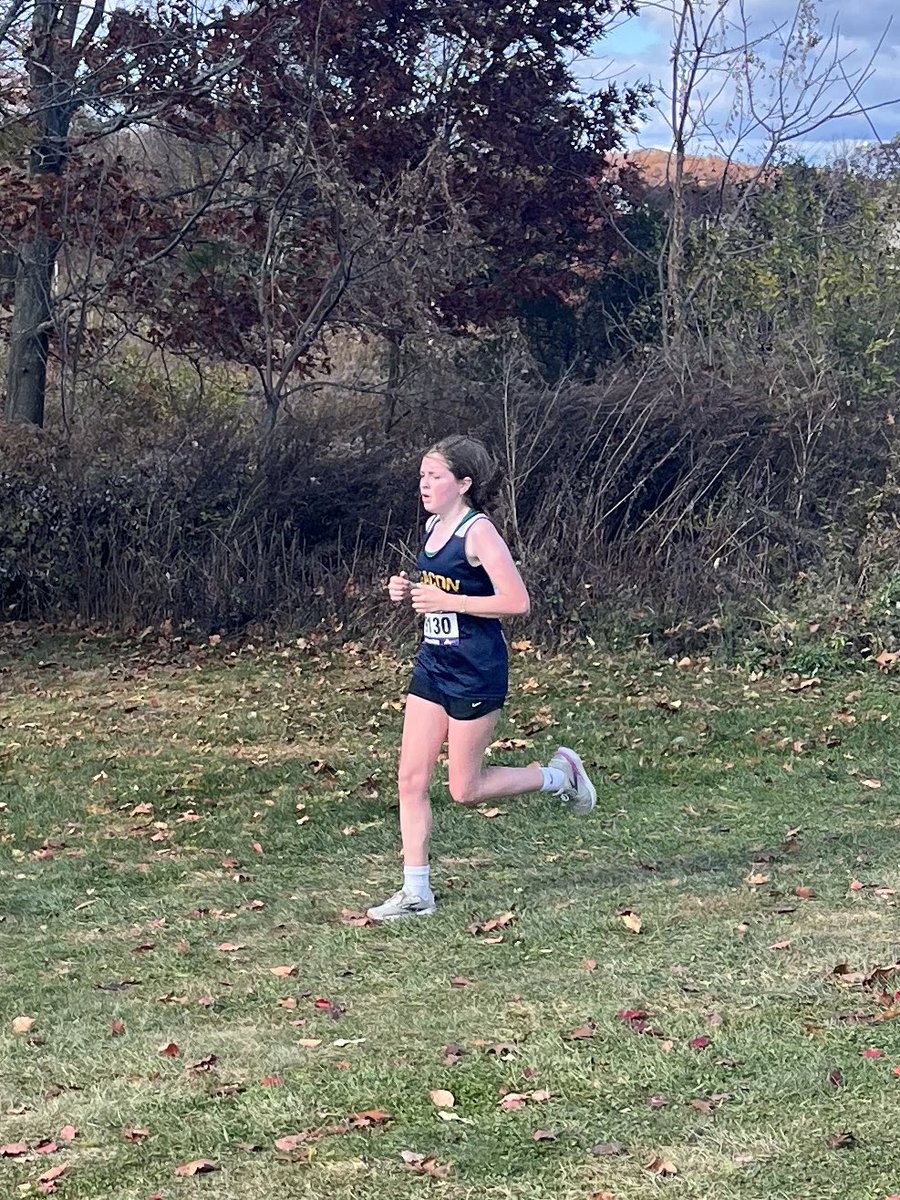 BeaconVarXC's tweet photo. Some scenes from the races today… https://t.co/xmycHiYJMR