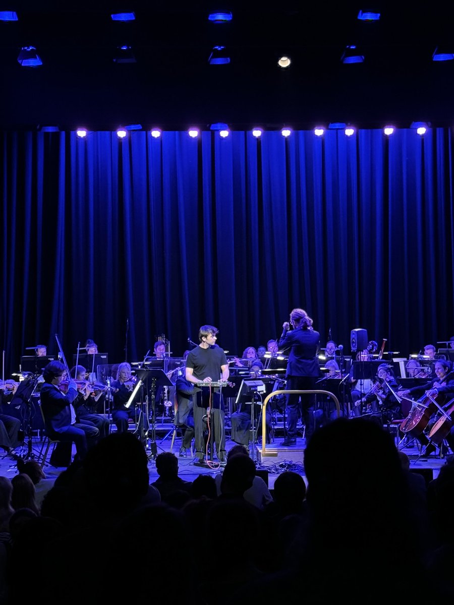 Will_Norris's tweet image. Huge congrats to all the @nonclassical team and @gprokofiev for an amazing event tonight, a fitting celebration of twenty years of Nonclassical! Oh and a certain Bjork was rumoured to be in the audience too…