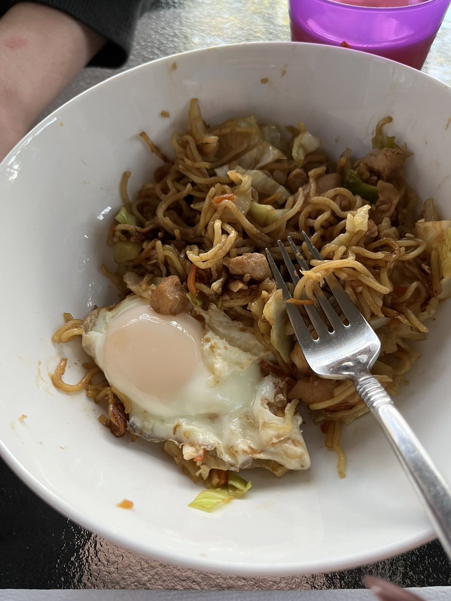 StevieDbit's tweet photo. @tabisuruie we had D.I.Y. Yakisoba for dinner in your Honor! We used the same noodles and enjoyed it thoroughly! Thanks for being awesome and sharing your adventures with cooking! My daughter and I love your Vids! https://t.co/EbkL67DIFM