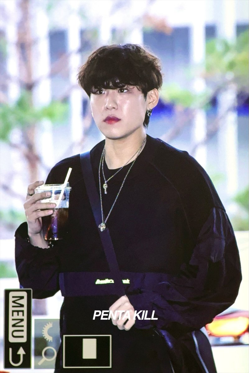 241027 출국

오랜만 🥺🥺 잘 다녀와 ㅠㅠ

#에이비식스 #AB6IX #박우진 #우진